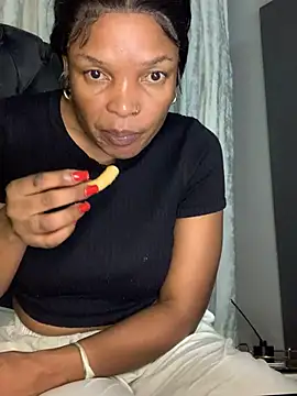 slimcateee online show from March 2025 09:08:02 PM