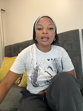 slimcateee online show from November 2025 08:31:01 PM