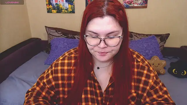 JuliaKeln online show from April 2026 08:18:02 AM