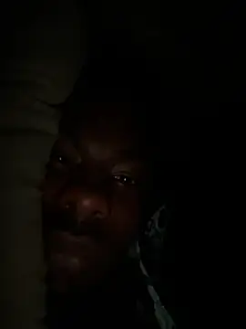 Snapshot of Lmkulike chatting on April 2026 06:44:02 AM Lmkulike online show from April 2026 06:44:02 AM