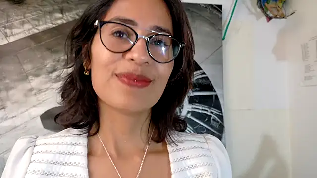 fantasty nylon online show from November 2025 06:41:02 PM