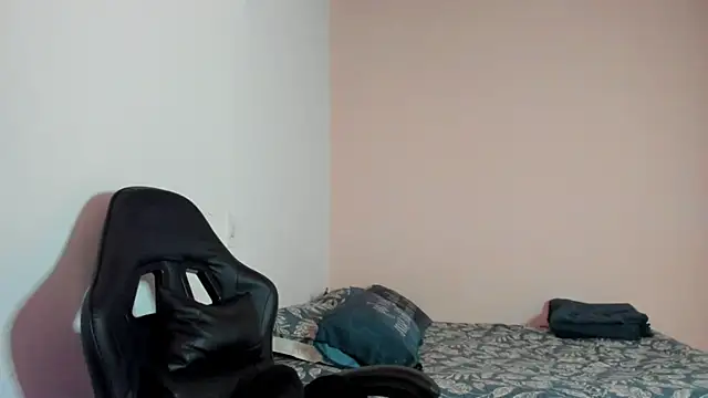 nina pons online show from March 2026 07:39:01 PM