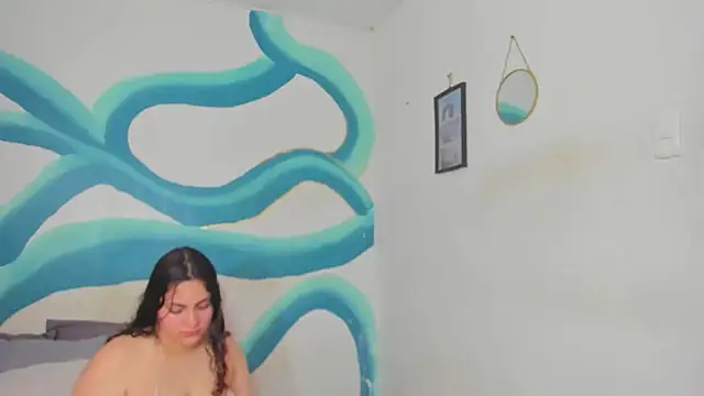 Snapshot of Hells_bells chatting on March 2025 11:42:01 AM Hells bells online show from March 2025 11:42:01 AM