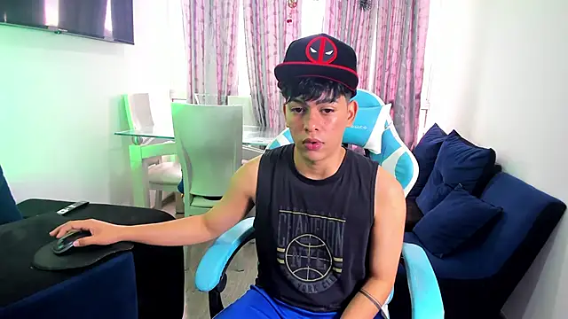 Franco Rizzo  online show from February 2025 07:33:01 PM