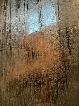 RoodoggXL online show from December 2024 12:44:02 AM