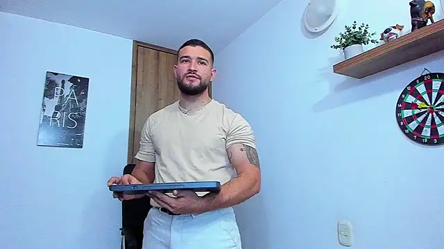 AndrewDiaz online show from September 2025 04:12:01 PM