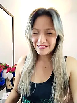 valeriahunter1 online show from November 2025 10:31:02 PM