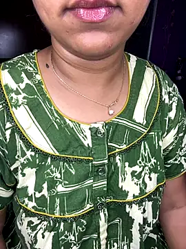 Snapshot of kannadatelugugirl chatting on October 2025 01:14:02 AM kannadatelugugirl online show from October 2025 01:14:02 AM