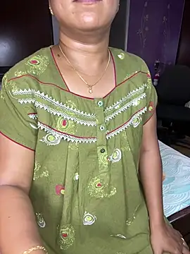 Snapshot of kannadatelugugirl chatting on April 2026 06:14:01 AM kannadatelugugirl online show from April 2026 06:14:01 AM