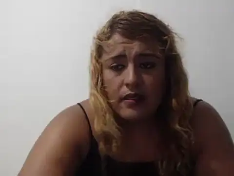 KIARAMARSHALLWELLZ online show from December 2024 10:43:02 PM