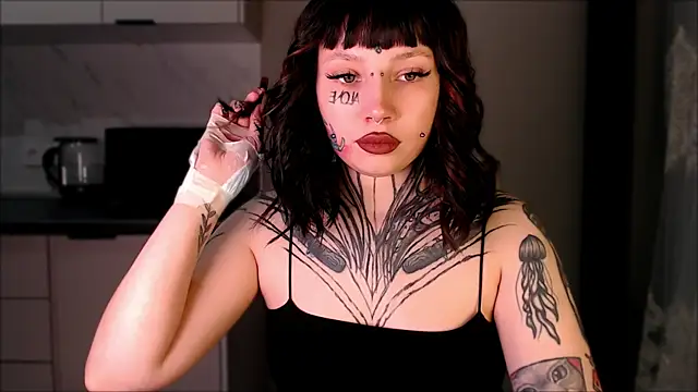 tradishka online show from January 2025 05:16:02 PM