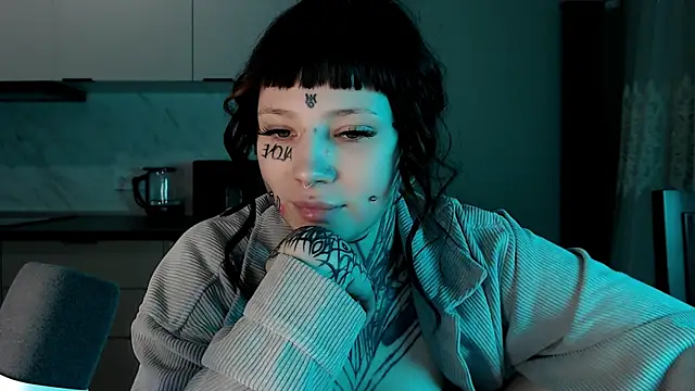 tradishka online show from February 2025 04:26:02 AM