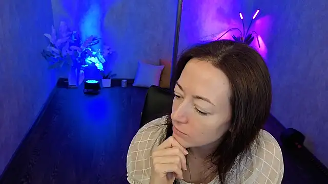 kimberlyray777 online show from October 2025 05:25:01 AM