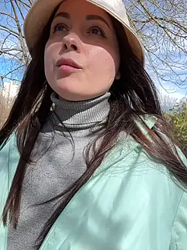 Snapshot of dreams4u chatting on March 2025 09:23:02 AM dreams4u online show from March 2025 09:23:02 AM