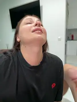 Snapshot of dreams4u chatting on September 2025 09:36:02 AM dreams4u online show from September 2025 09:36:02 AM