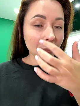 Snapshot of dreams4u chatting on October 2025 09:19:02 AM dreams4u online show from October 2025 09:19:02 AM