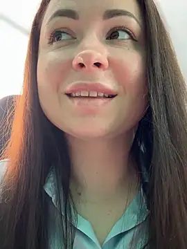 dreams4u online show from April 2026 08:32:01 AM