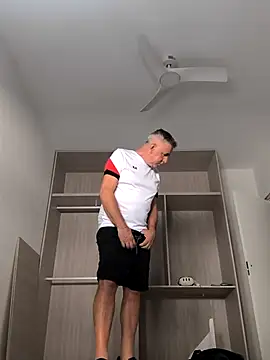 parejamlga58 online show from October 2025 10:33:01 AM