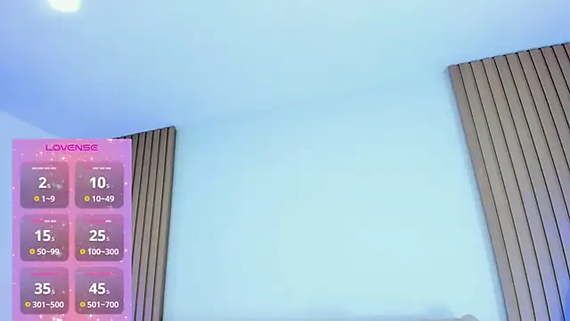 Snapshot of sweety_bombom chatting on February 2025 11:52:01 AM sweety bombom online show from February 2025 11:52:01 AM