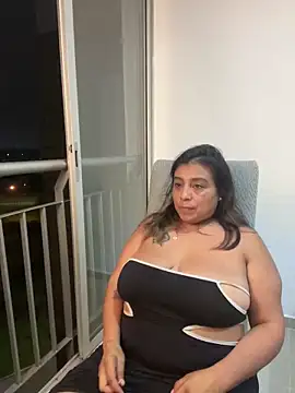 MrsFoucher online show from March 2025 01:05:01 AM