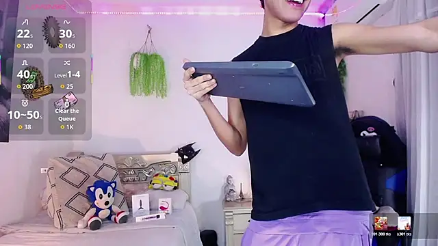 Snapshot of huge_armound chatting on April 2026 03:38:01 AM huge armound online show from April 2026 03:38:01 AM