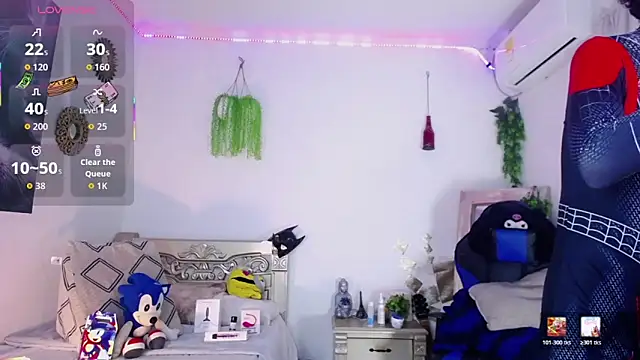 Snapshot of huge_armound chatting on April 2026 10:37:01 PM huge armound online show from April 2026 10:37:01 PM