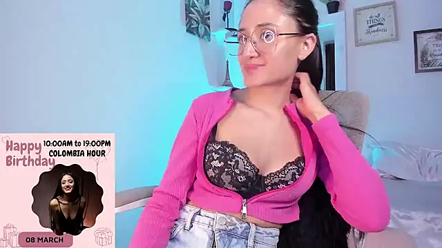  Caroliinee  online show from March 2025 10:21:01 PM