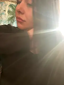 DaisyStreet online show from November 2025 11:51:02 AM