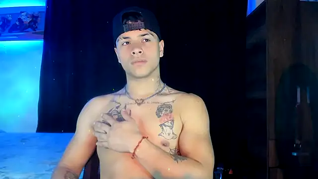 Dominic Biker   online show from January 2025 05:32:01 AM