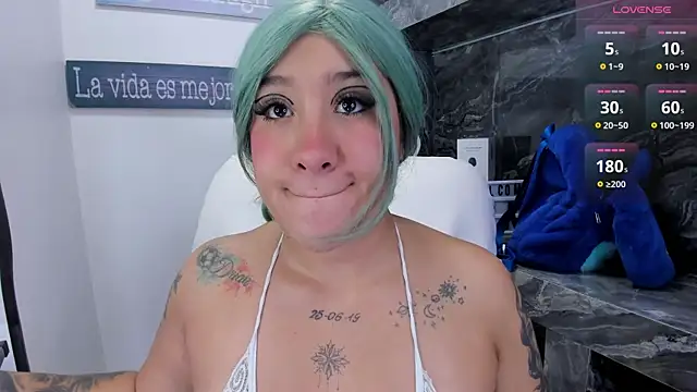 miss danika online show from November 2025 10:59:01 AM