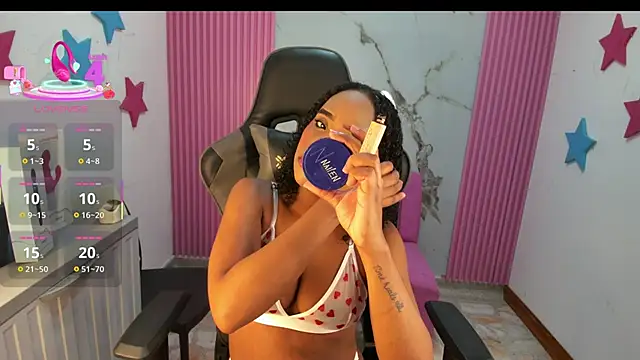 Snapshot of lia_16 chatting on December 2025 10:53:01 AM lia 16 online show from December 2025 10:53:01 AM