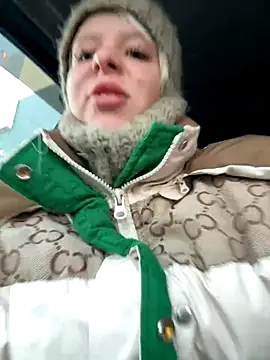 LikaCat online show from October 2025 01:39:01 AM