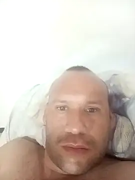 DinoSaurio0941 online show from January 2026 05:00:01 AM