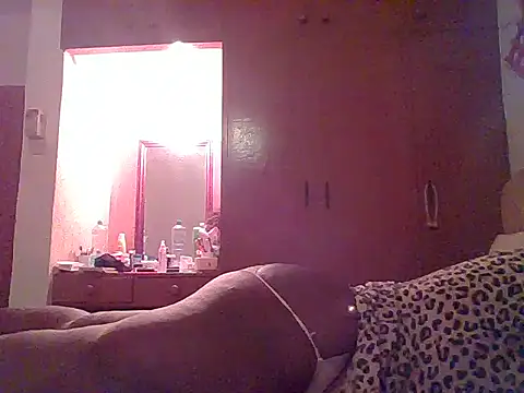 Snapshot of Shaz_brown chatting on February 2026 01:46:02 AM Shaz brown online show from February 2026 01:46:02 AM