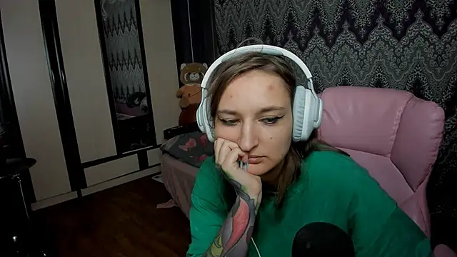 AlexRacc00n online show from December 2024 12:52:02 AM