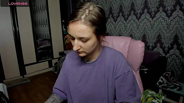 AlexRacc00n online show from February 2025 03:28:02 PM