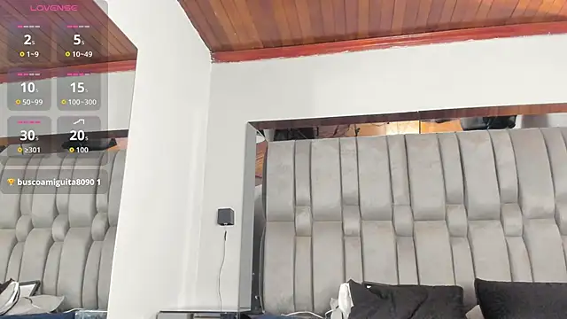 Snapshot of NikkySmiith chatting on October 2025 11:44:01 AM NikkySmiith online show from October 2025 11:44:01 AM