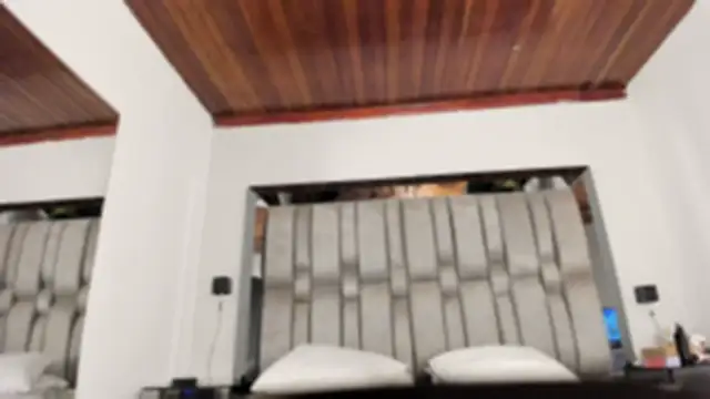 Snapshot of NikkySmiith chatting on November 2025 11:43:01 AM NikkySmiith online show from November 2025 11:43:01 AM