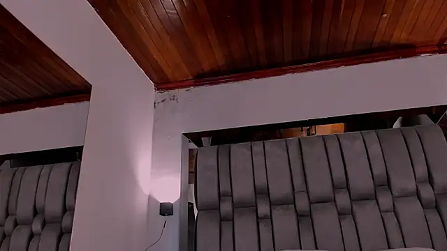 Snapshot of NikkySmiith chatting on December 2025 11:37:01 AM NikkySmiith online show from December 2025 11:37:01 AM