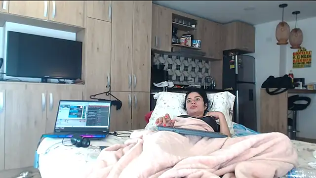 Alondra fetish online show from February 2025 08:39:01 AM