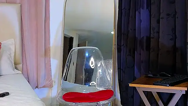 Snapshot of KristennBlue chatting on February 2025 01:54:01 AM KristennBlue online show from February 2025 01:54:01 AM