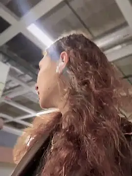 Snapshot of QuitieLia chatting on September 2025 09:09:01 AM QuitieLia online show from September 2025 09:09:01 AM