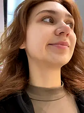 Snapshot of QuitieLia chatting on October 2025 08:15:02 AM QuitieLia online show from October 2025 08:15:02 AM