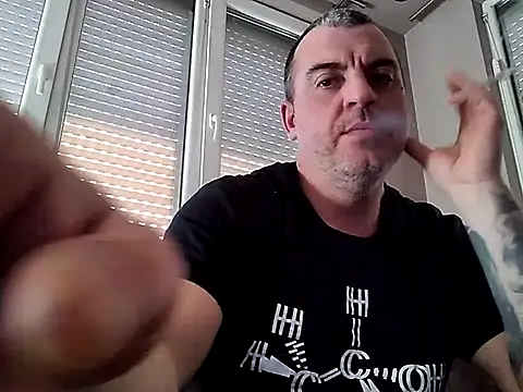 Snapshot of LSD669 chatting on February 2025 09:30:02 AM LSD669 online show from February 2025 09:30:02 AM