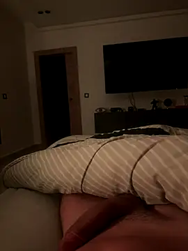 cagoulegrosse online show from January 2026 10:01:01 PM