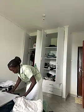 petiteebony 81 online show from March 2026 06:39:01 AM