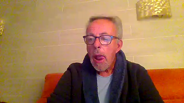 tuggy59 online show from November 2025 05:54:01 AM