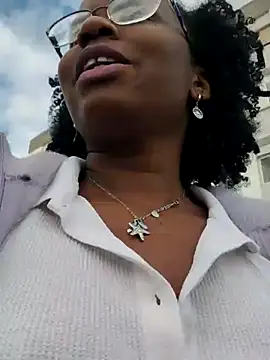 Jeniffer Jarvis online show from March 2025 05:17:02 PM