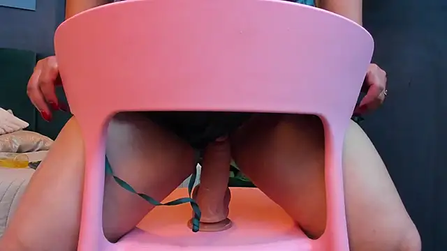 taylor bennet online show from March 2025 06:21:02 PM