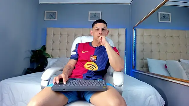 Alex cute77 online show from September 2025 01:45:02 PM